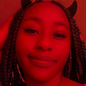 Meet your Posher, Hailey